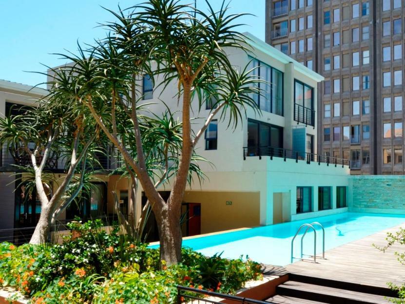 Design City Centre Apartment Cape Town Bagian luar foto