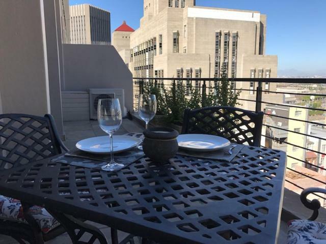 Design City Centre Apartment Cape Town Bagian luar foto